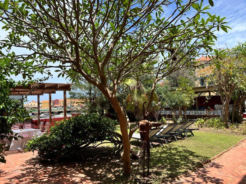 Chez Olivier - Ile De Gorée Exterior photo
