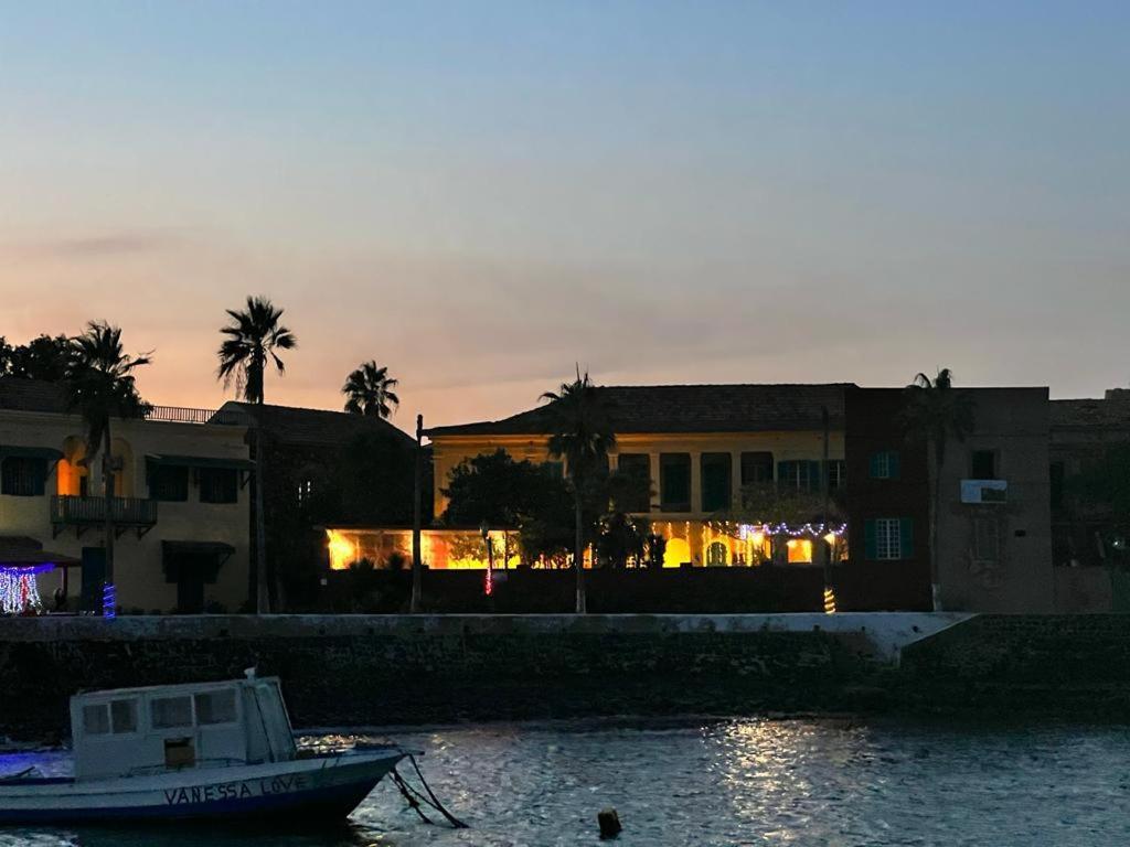 Chez Olivier - Ile De Gorée Exterior photo