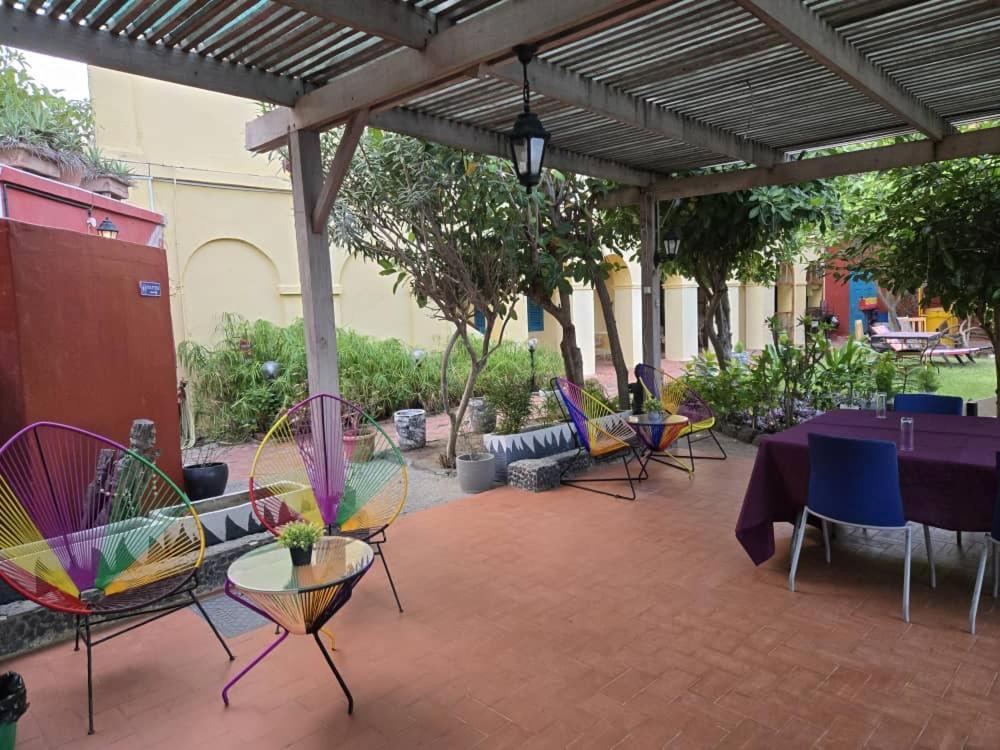 Chez Olivier - Ile De Gorée Exterior photo
